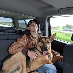 Meet your Posher, Nicholas